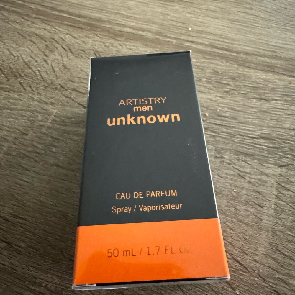 ARTISTRY men unknown Eau de Parfum - Black & Orange Box
